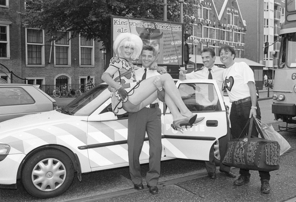 Dolly Bellefleur Politie, Eveline Renaud, 1998